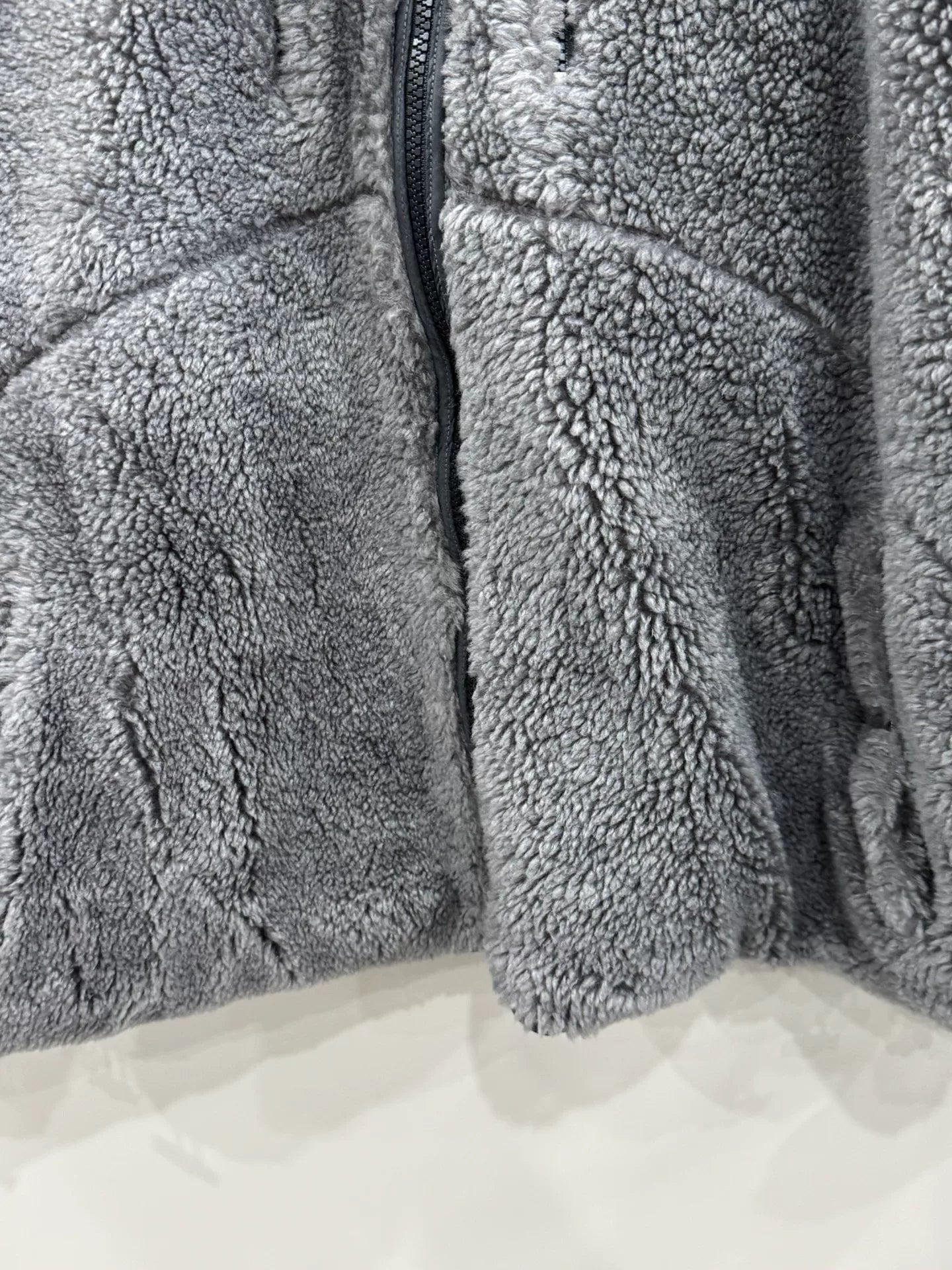 gray fleece zip-up jacket size M