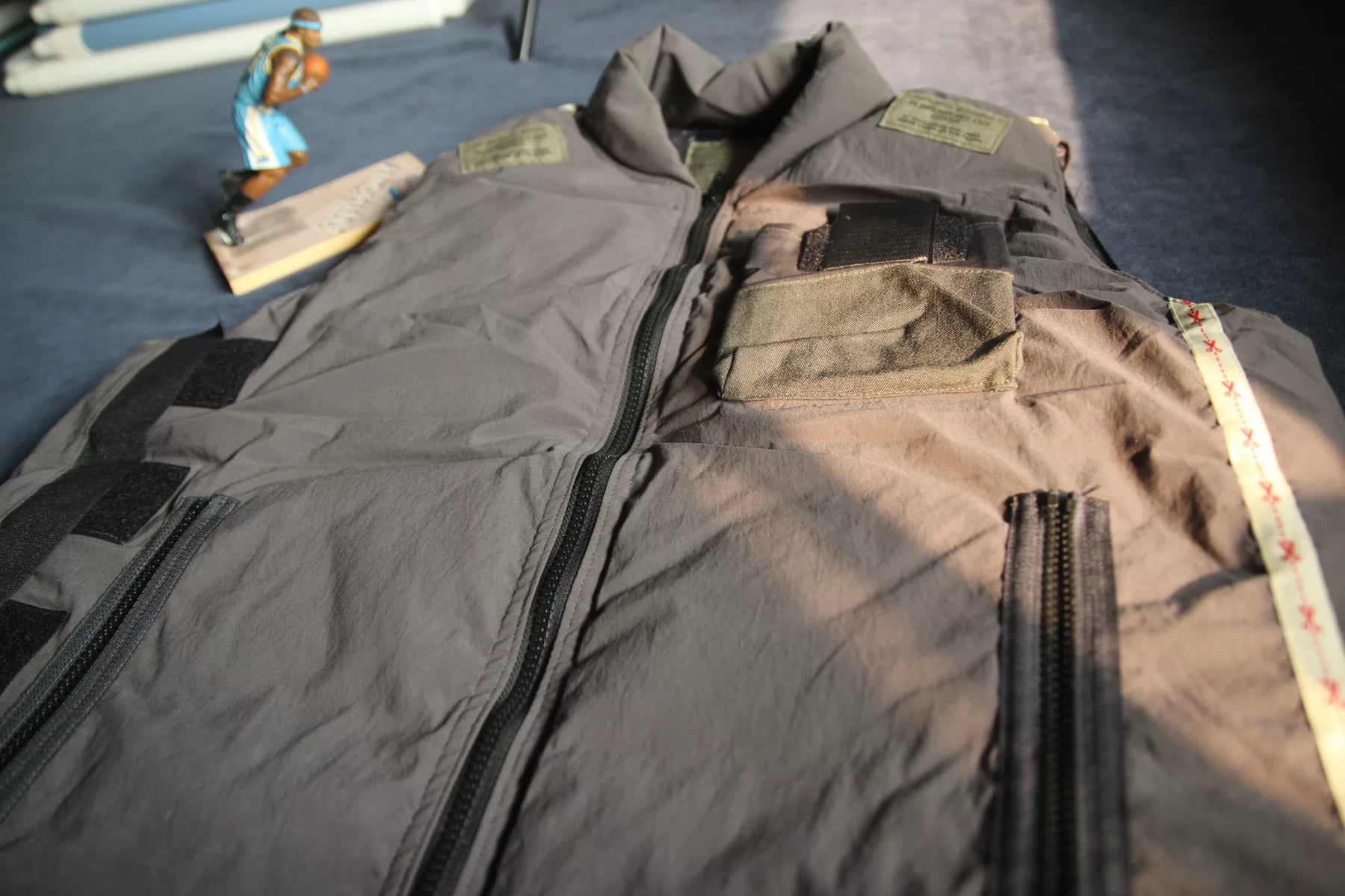 N.hoolywood Gray Down Vest Size 40