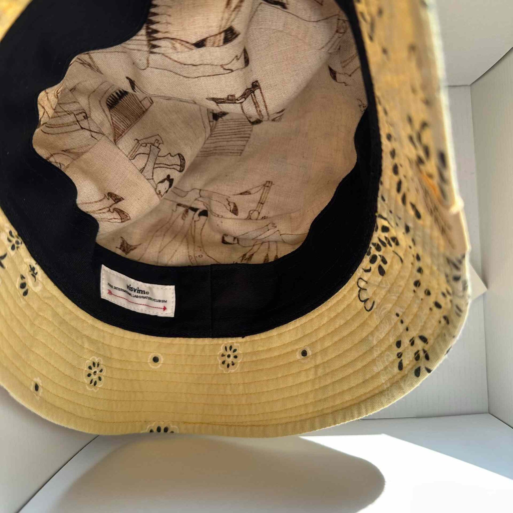 visvim dome bucket hat