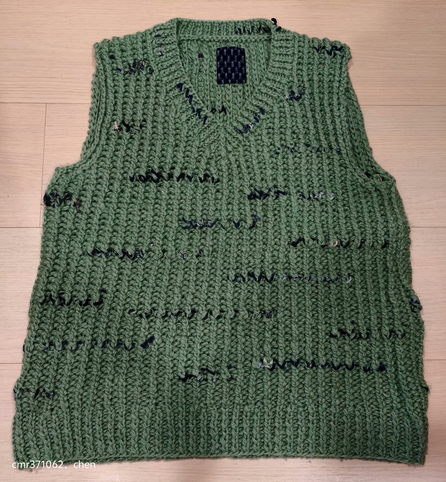 VISVIM V-NECK VEST N.D