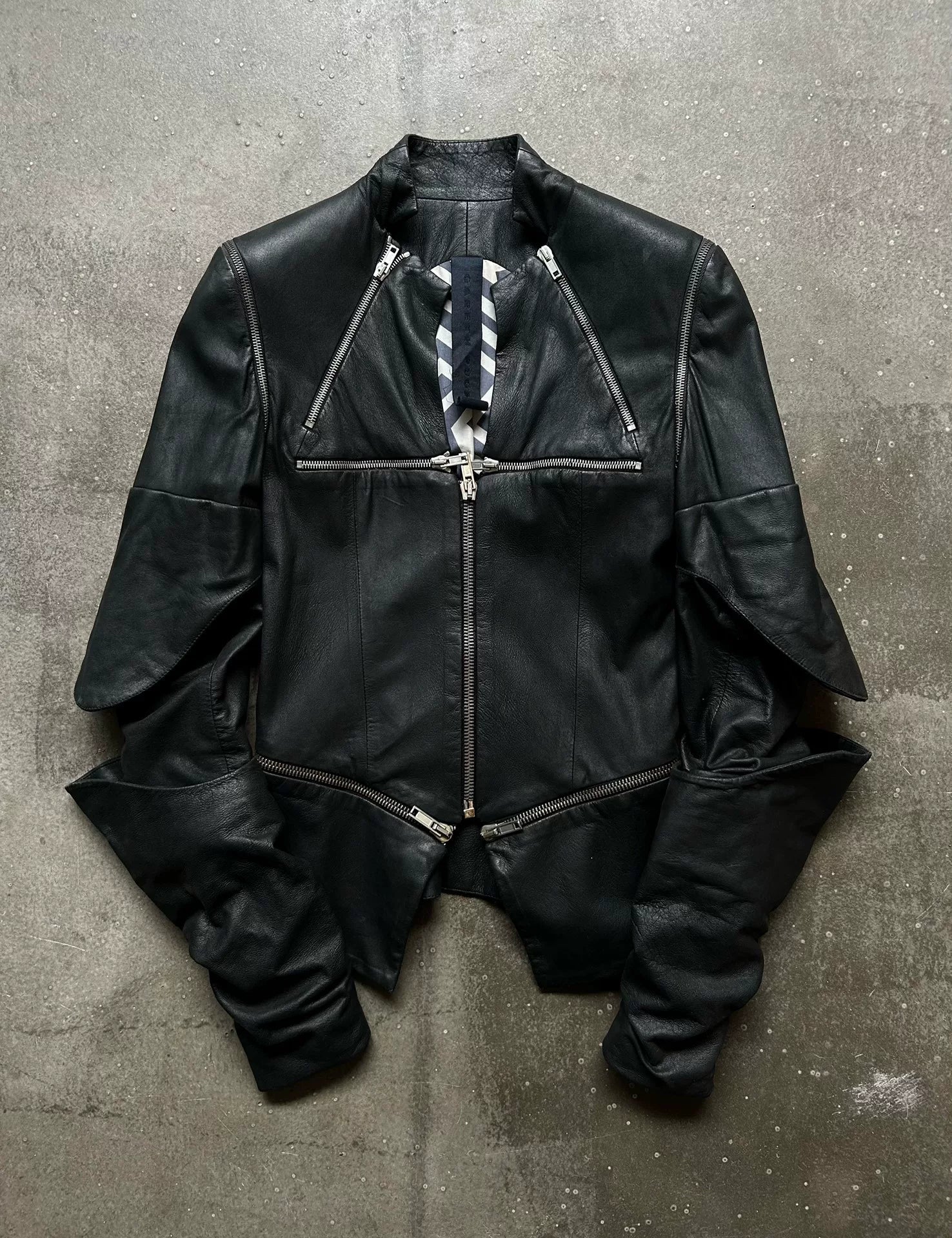 detachable zippered leather jacket by gareth pugh
