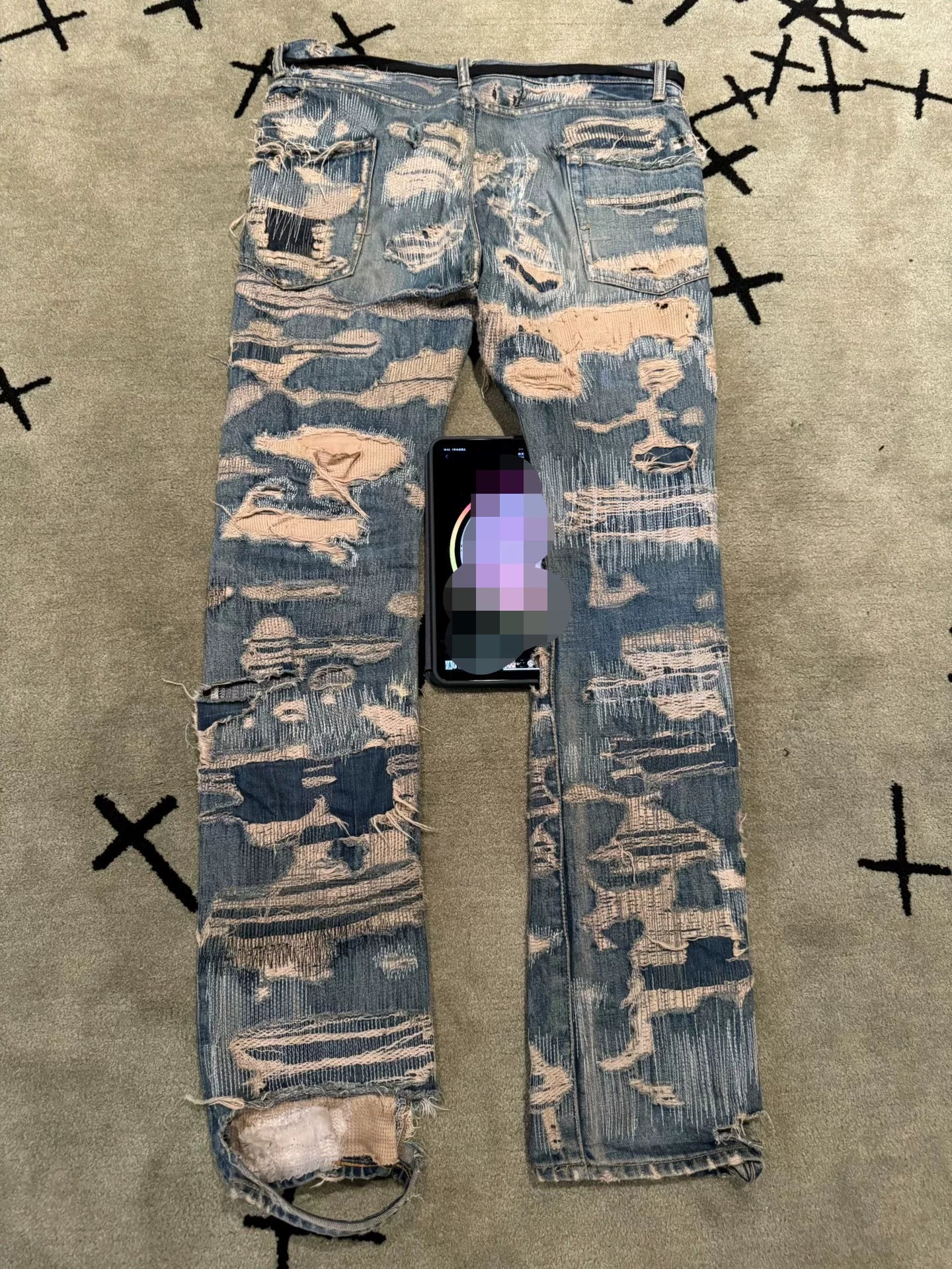 distressed blue denim jeans size 3