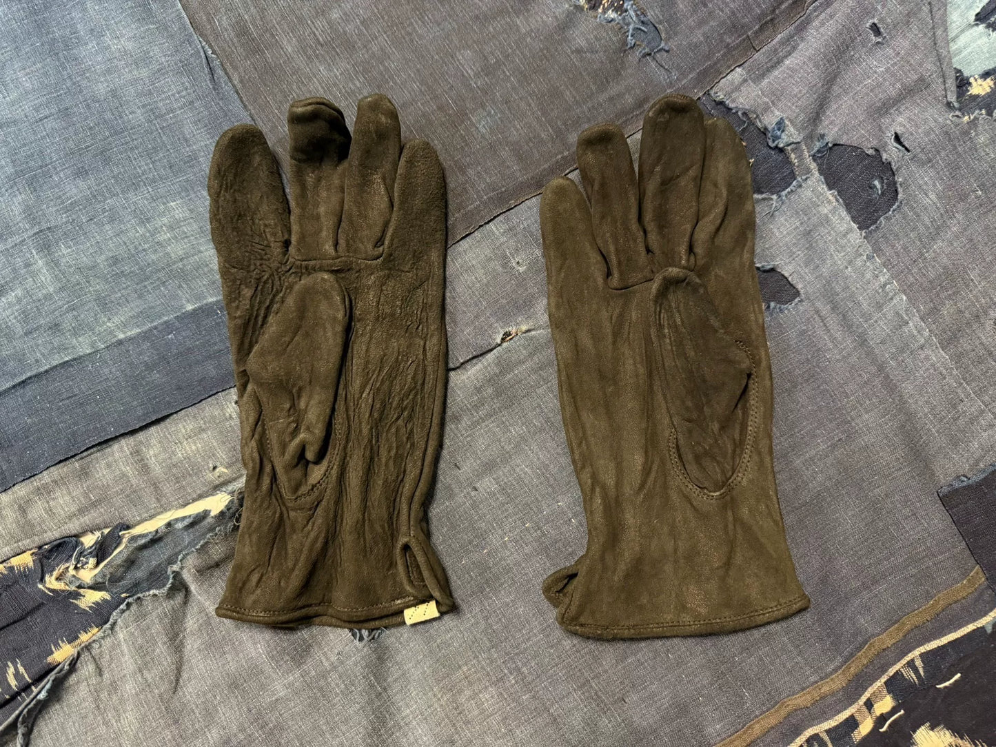 VISVIM 23AW Suede Leather Gloves