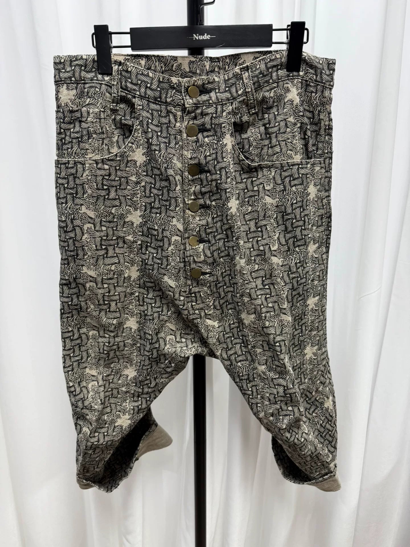 unique patterned cropped denim pants