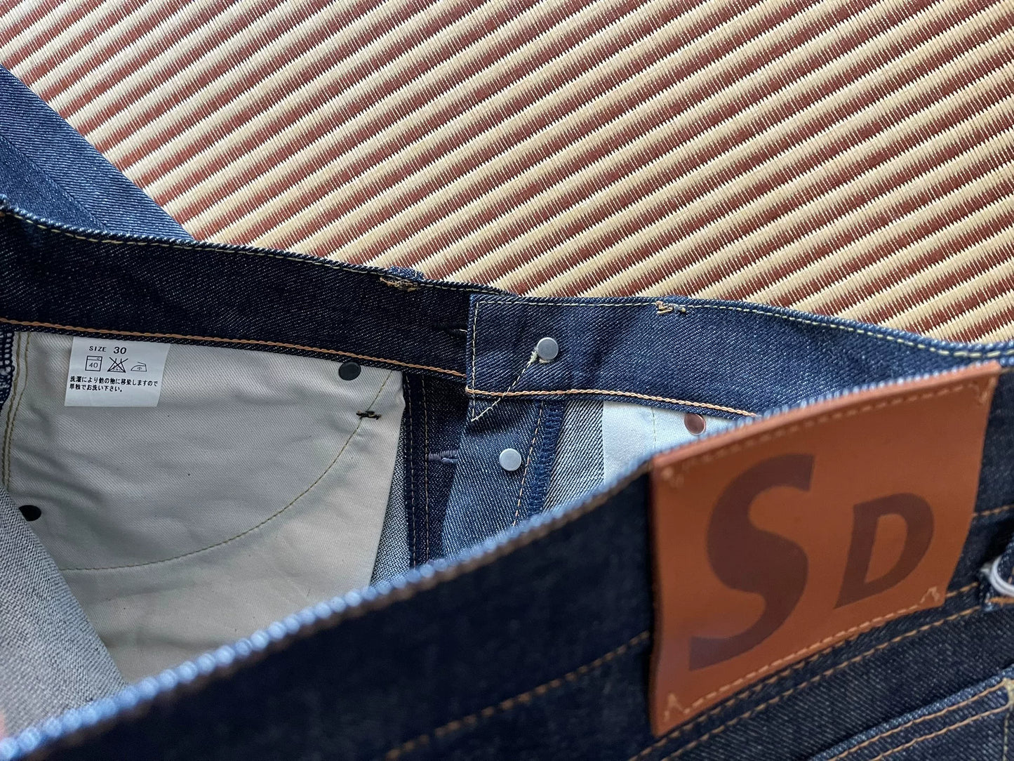 Studio Dartisan D1548 Three-Fabric Pants