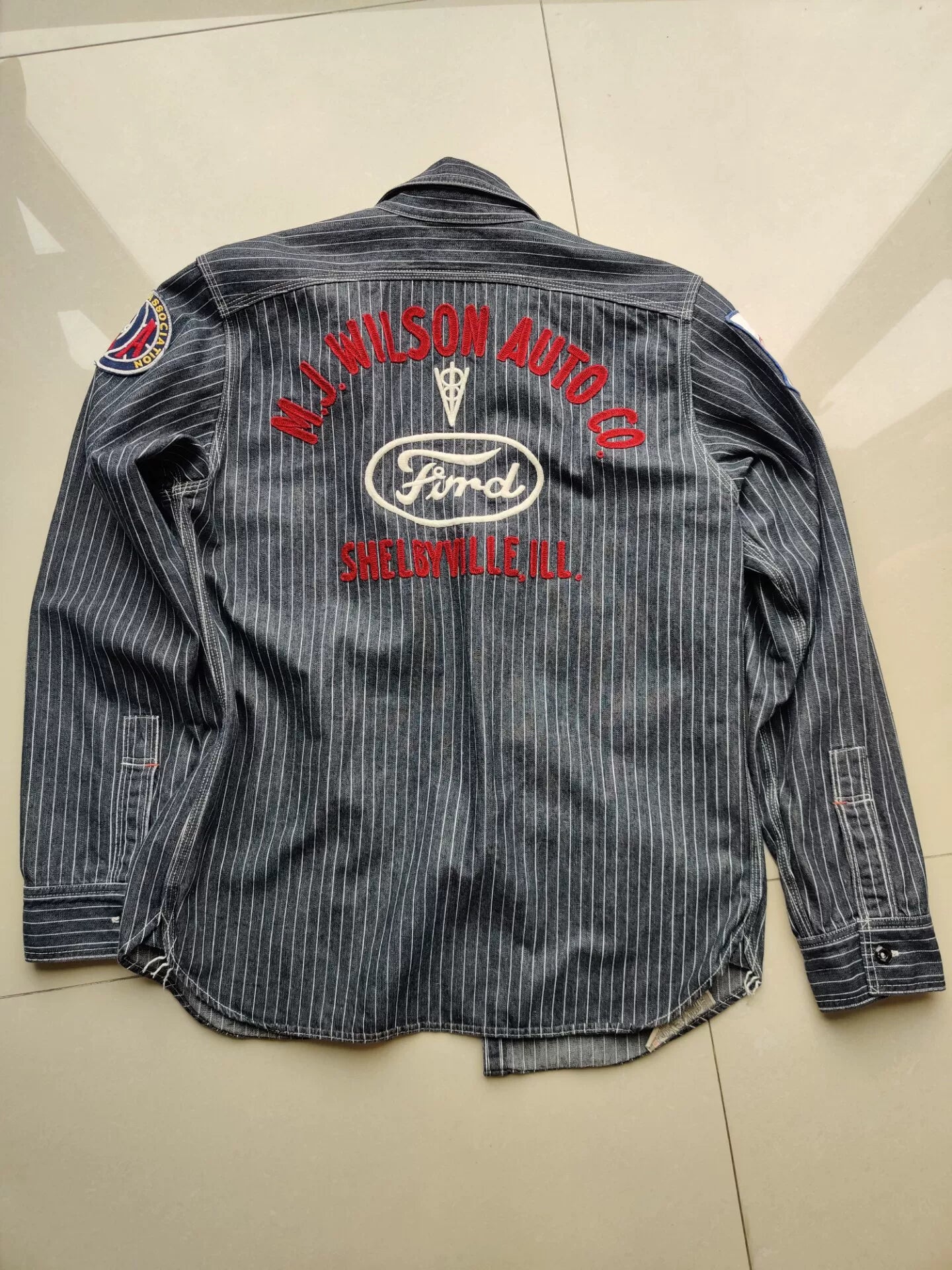 bootleggers vintage pegasus printed shirt