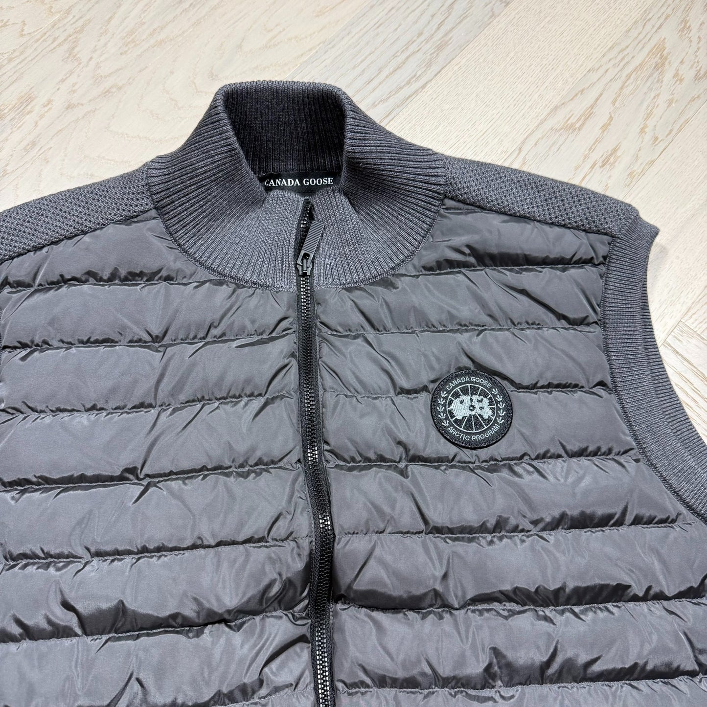 Canada Goose HyBridge FW22 Puffer Vest