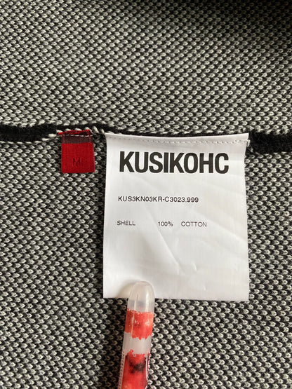 Kusikohc Graphic Knit Vest with Portrait Design