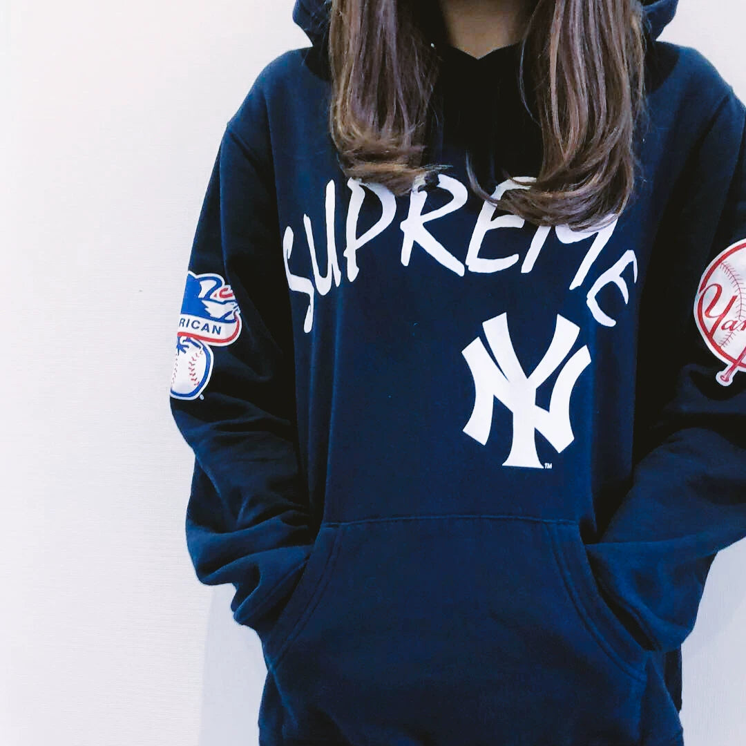 supreme x yankees hooded sweatshirt