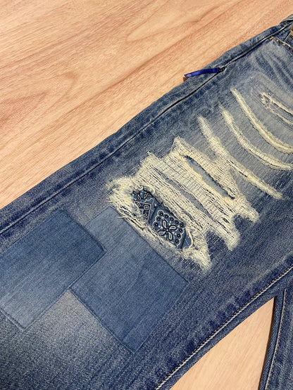 denim by vanquish distressed wash jeans