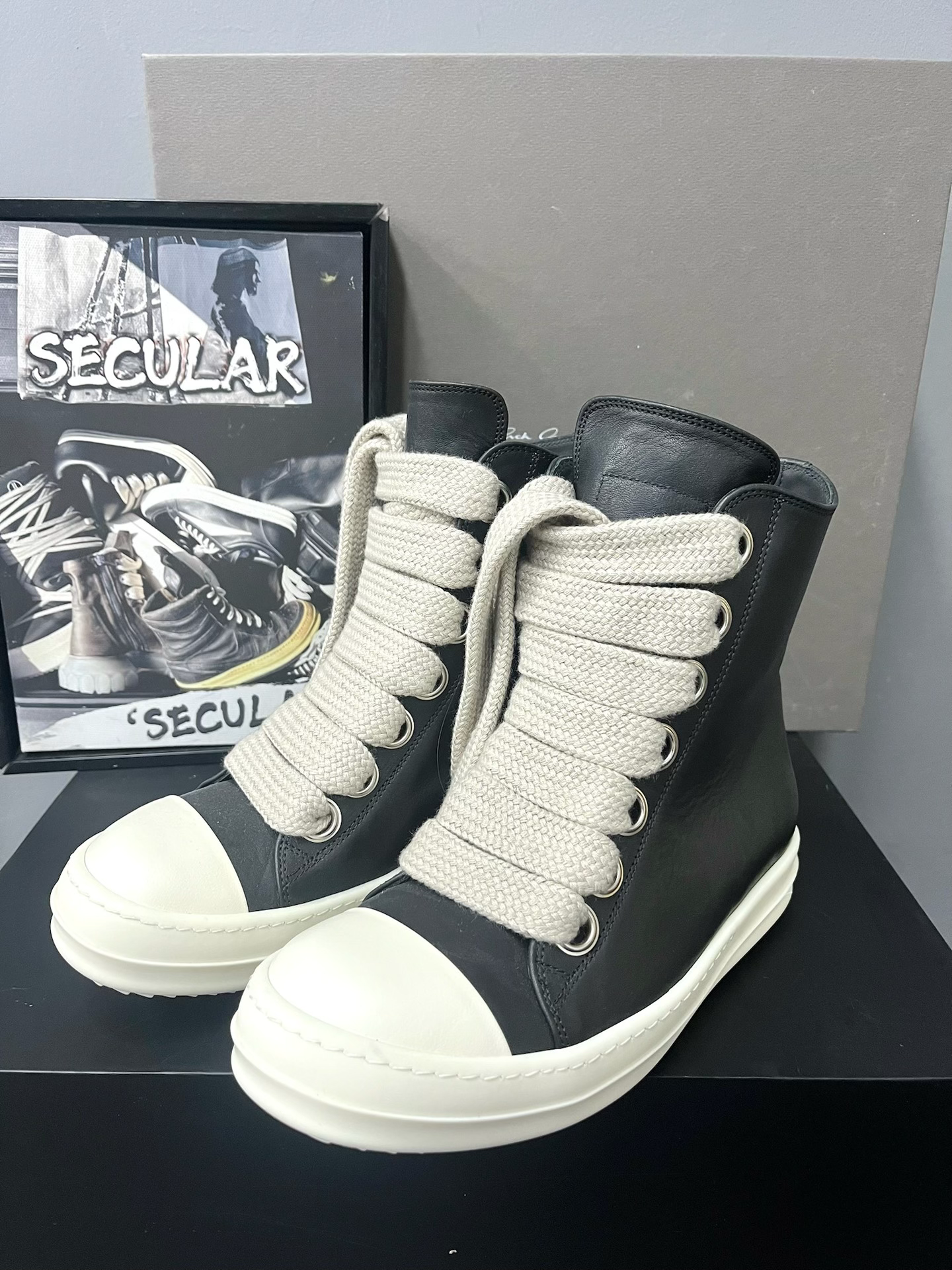 Rick Owens 24FW High-Top Leather Sneakers