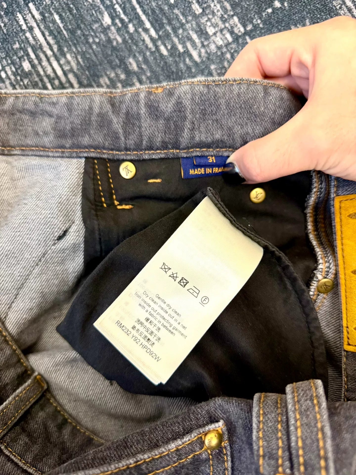 louis vuitton gray logo denim pants