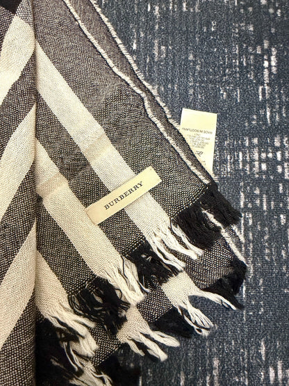 Burberry Classic Gray White Black Scarf