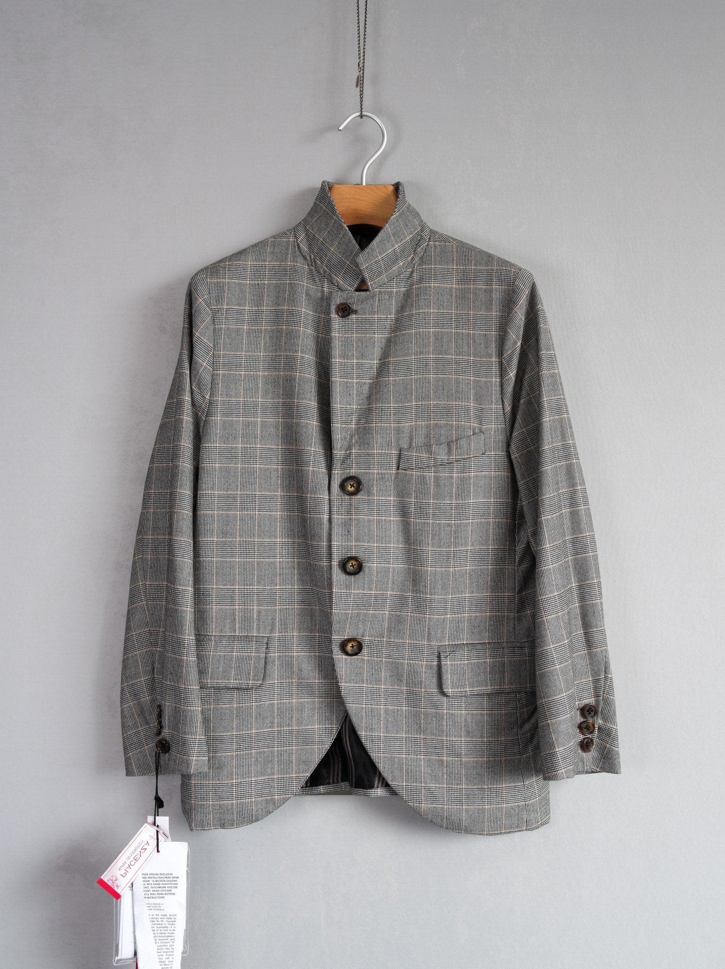 Geoffrey B.Small 3B Notch Lapel Plaid Jacket