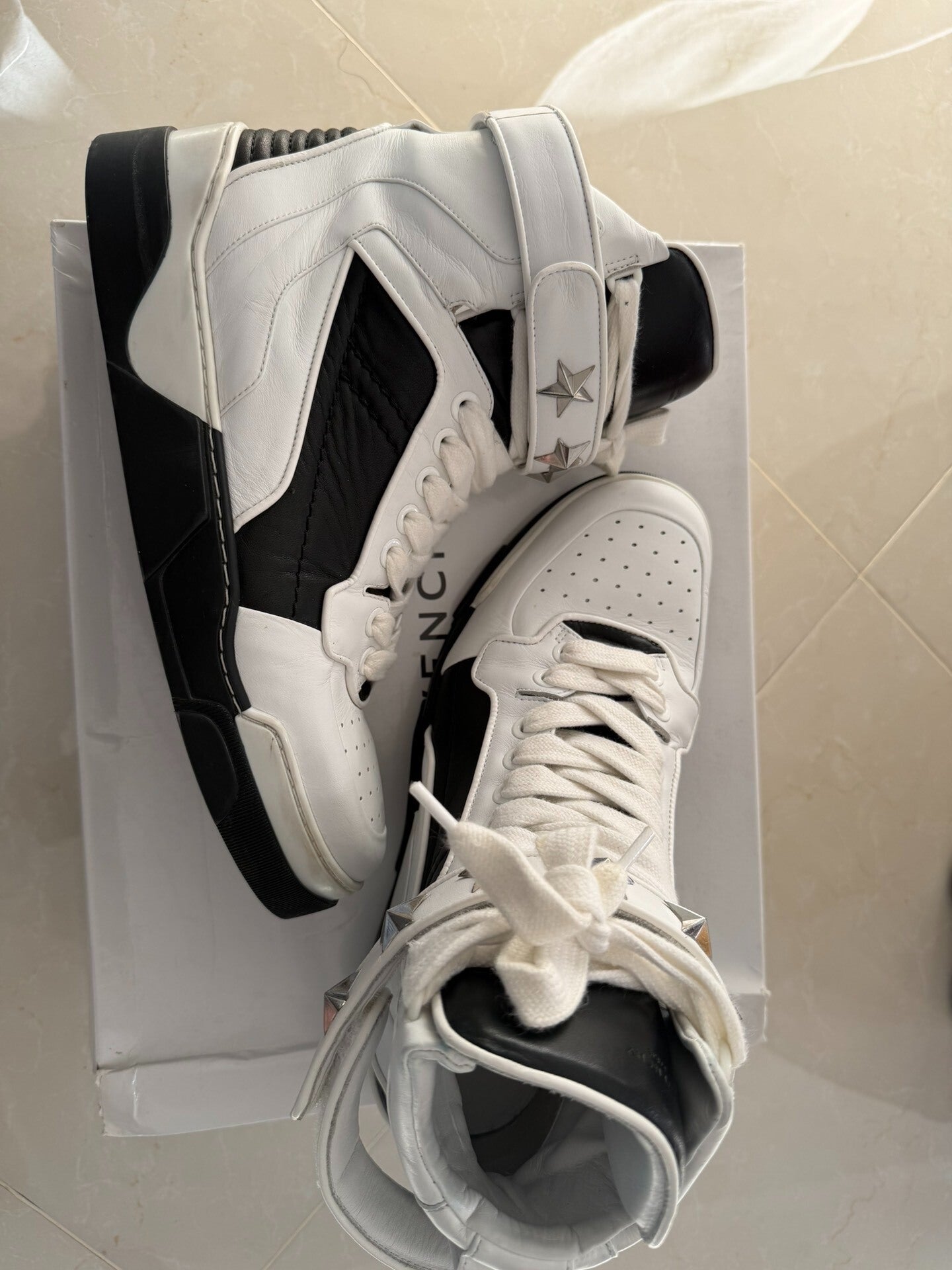 Givenchy Star Strap Tyson Sneakers 2015