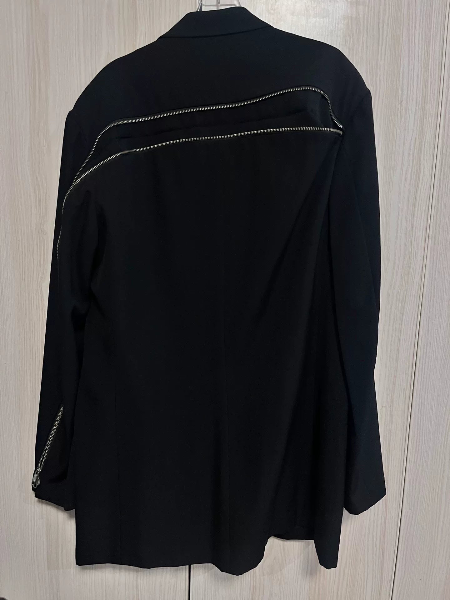 Yohji Yamamoto Zip Back Suit Jacket