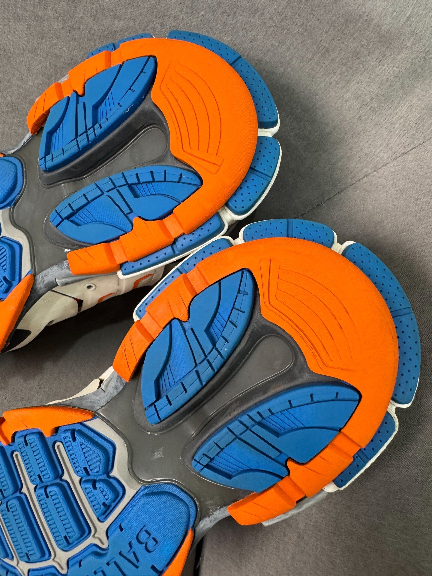 balenciaga track sneakers size 40 secondhand