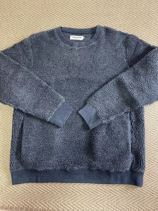Vanquish Thick Fleece Distressed Pullover