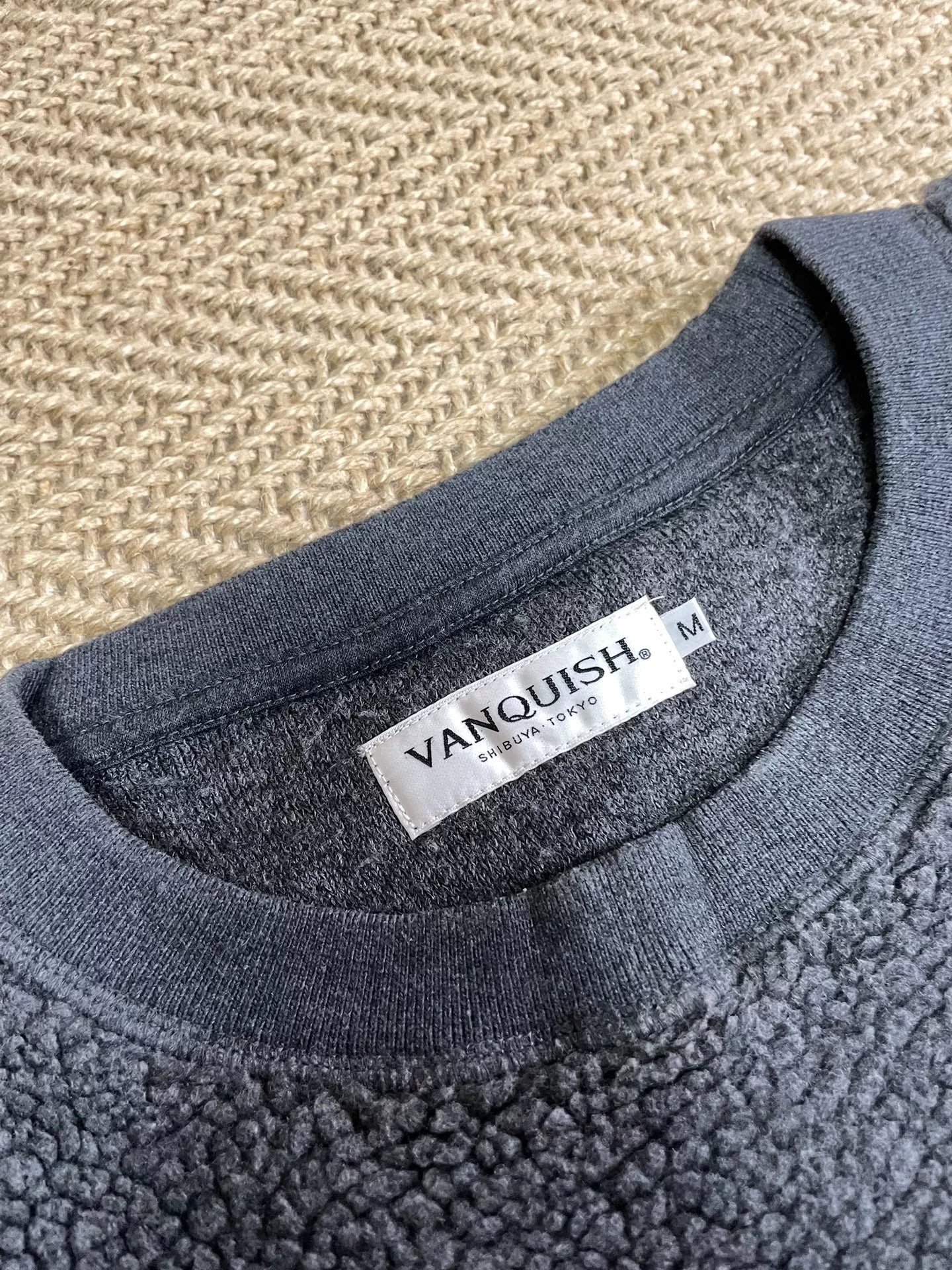 Vanquish Thick Fleece Distressed Pullover