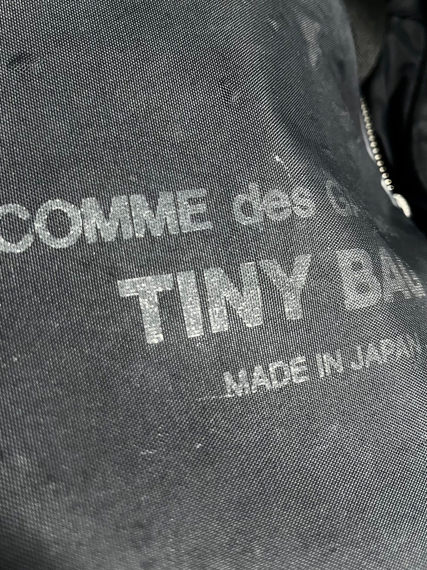 Comme des Garçons Tiny Bag Round