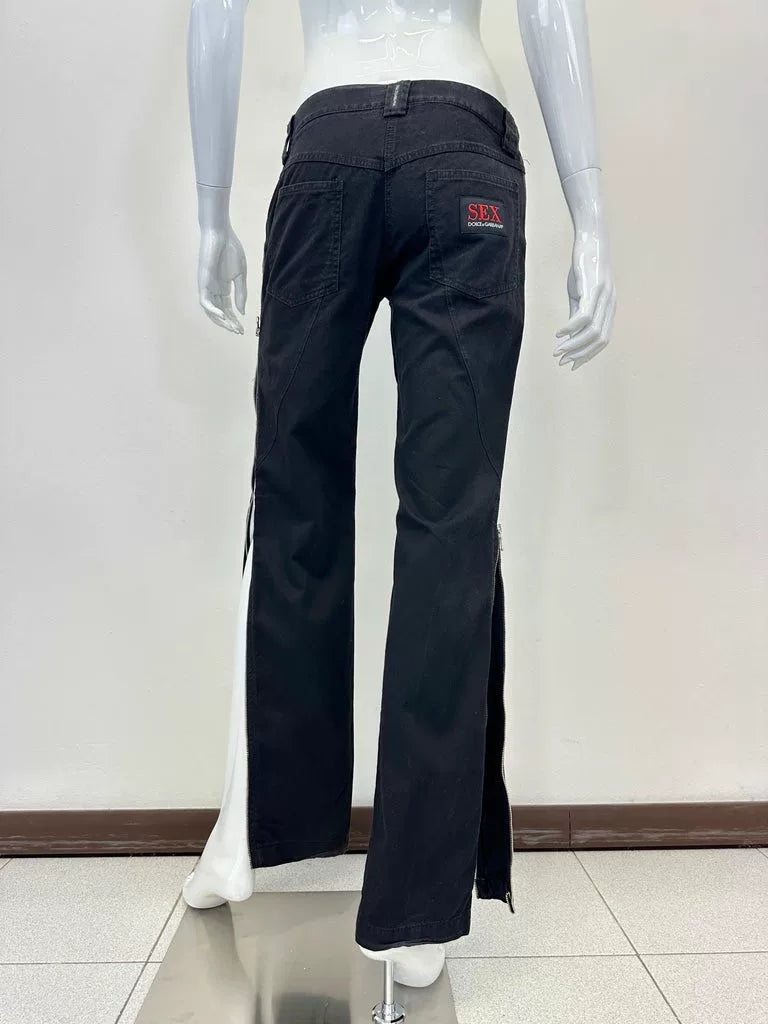 stylish black zipper pants by Dolce & Gabbana