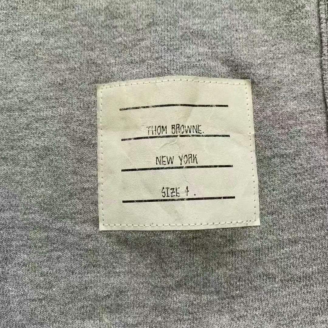 throm browne gray four-stripe sweatshirt size 4