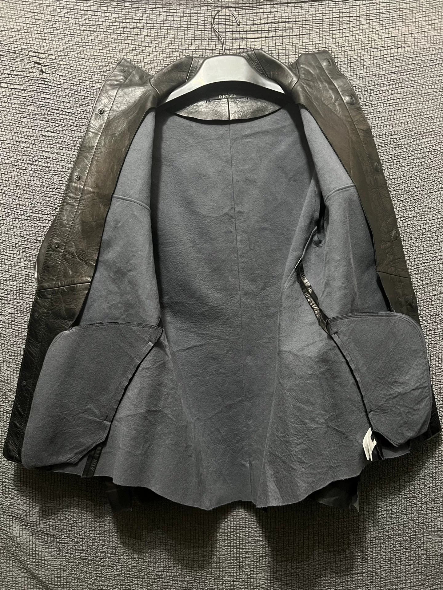 d hygen leather jacket with distinctive style