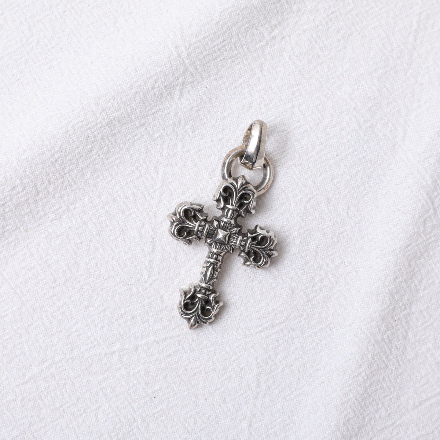 Chrome Hearts 925 Silver Cross Pendant
