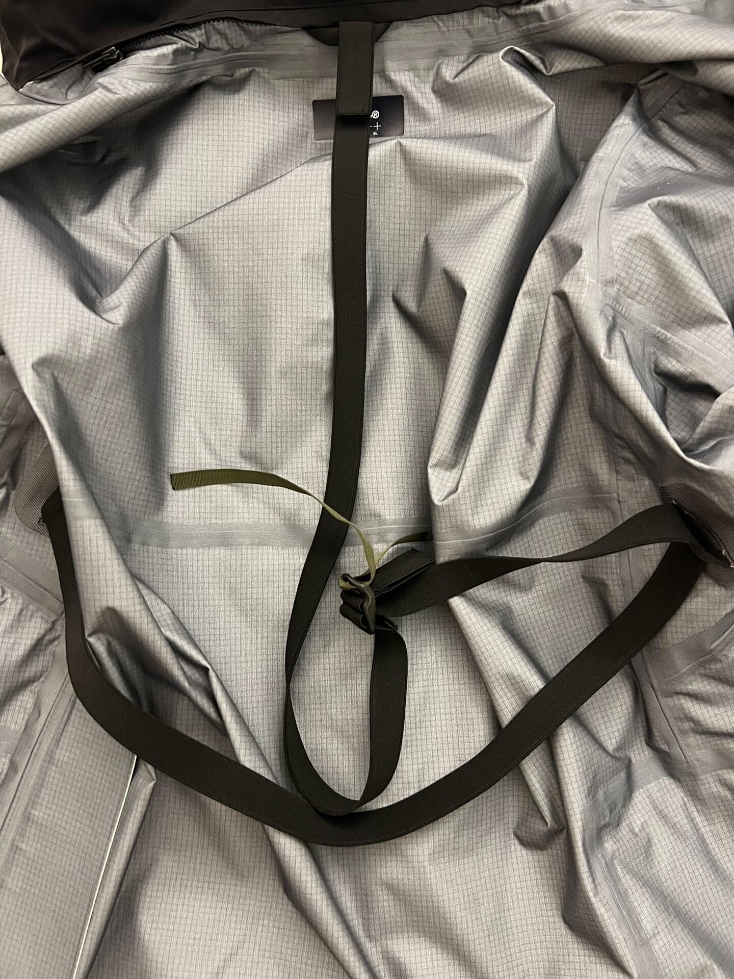 acronym j1wts-gt hooded jacket in white