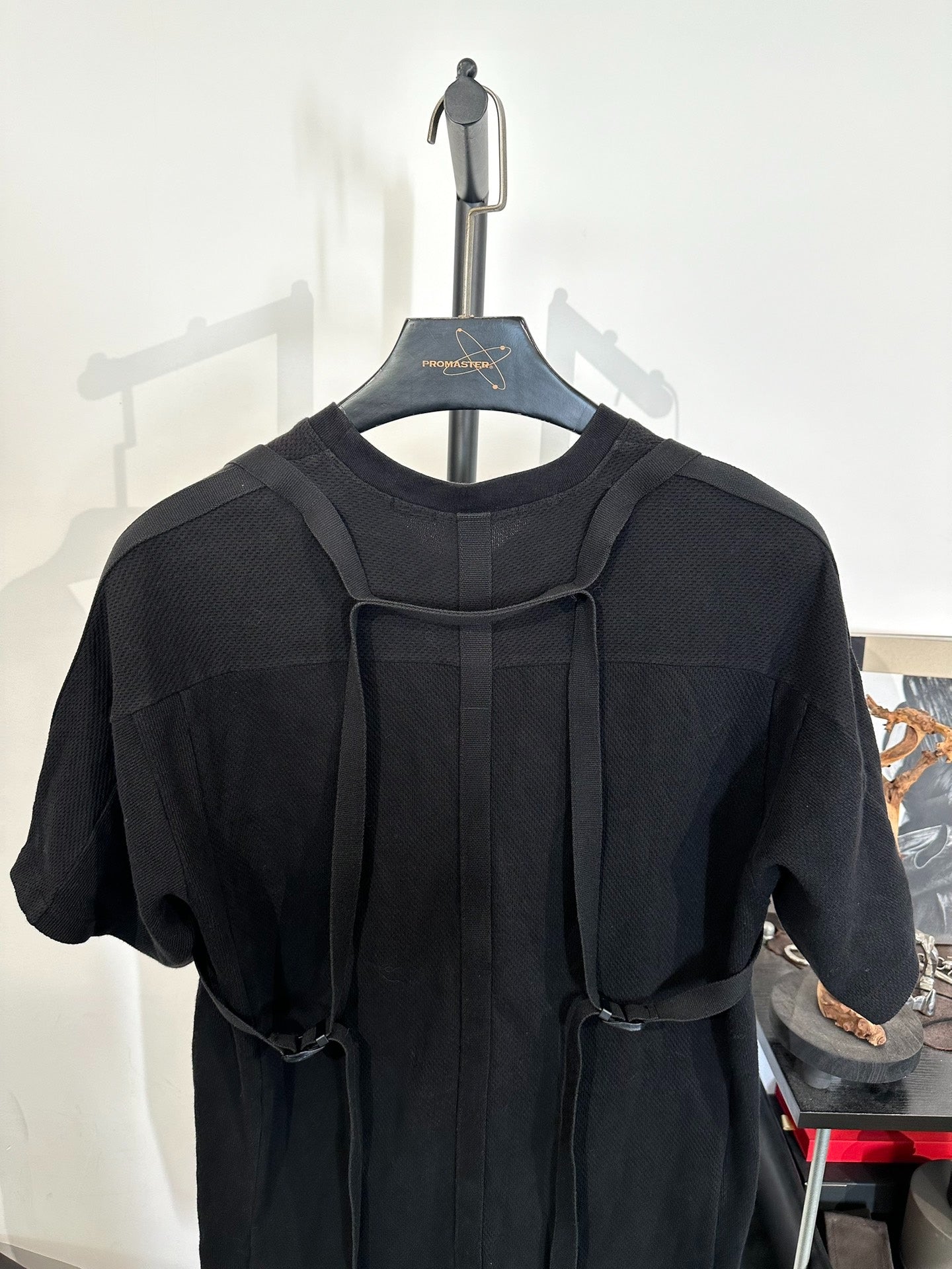 Julius_7 Strap Short-Sleeve T-shirt Size 2