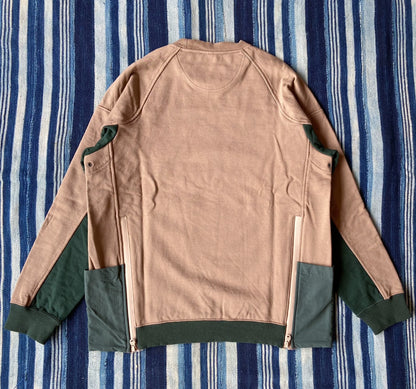 contrasted sweat shirt with functional pockets