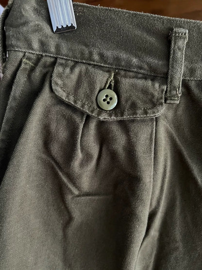 olive green casual shorts for summer wear