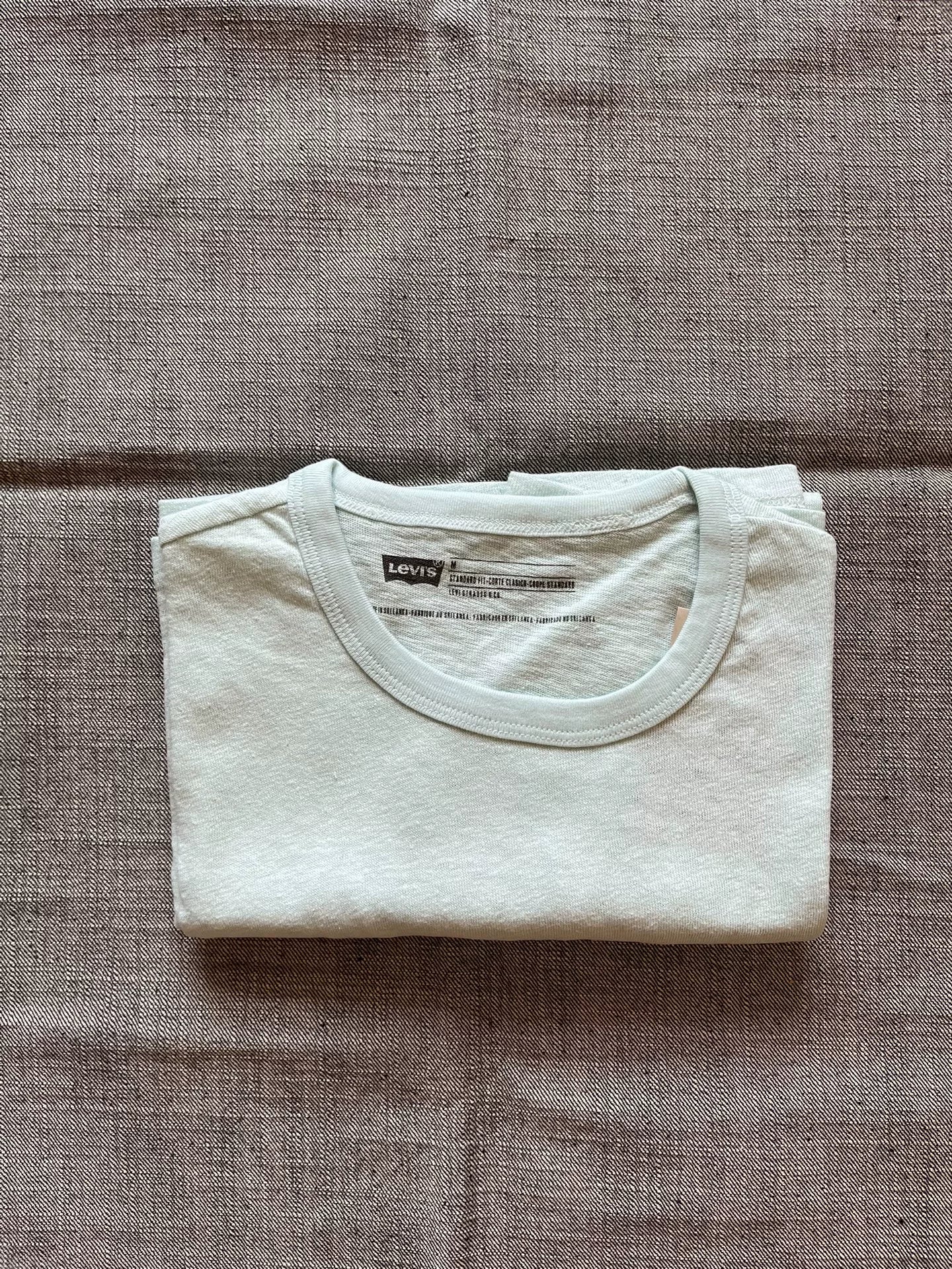 Levi's Cotton-Linen Blend Short-Sleeve T-Shirt