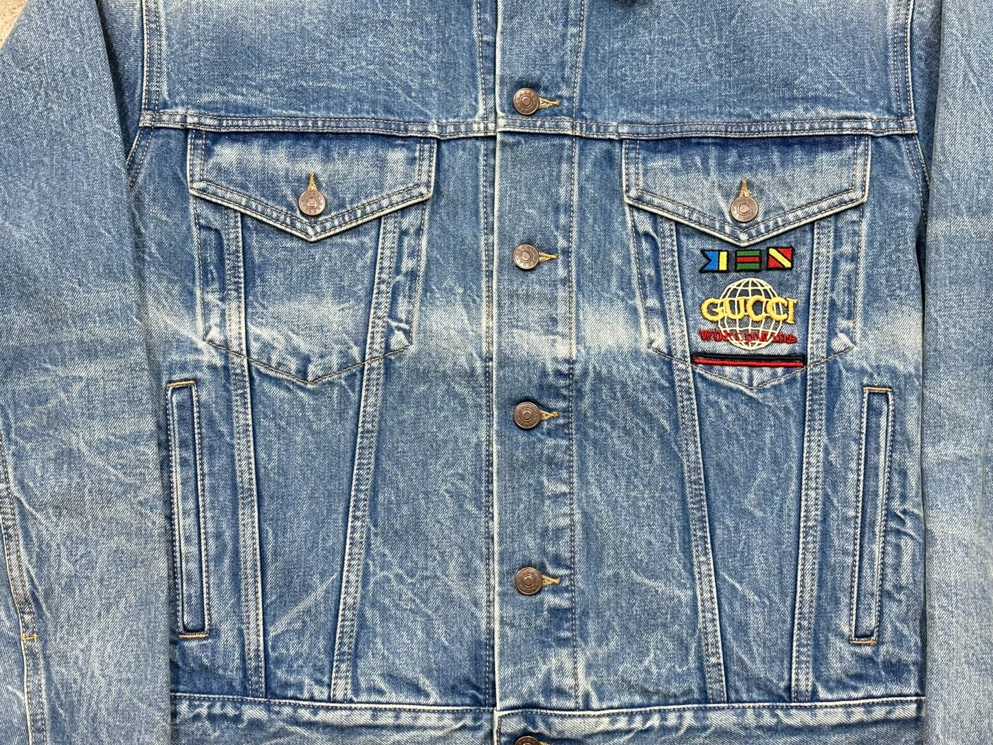 Gucci vintage Logo Denim Jacket