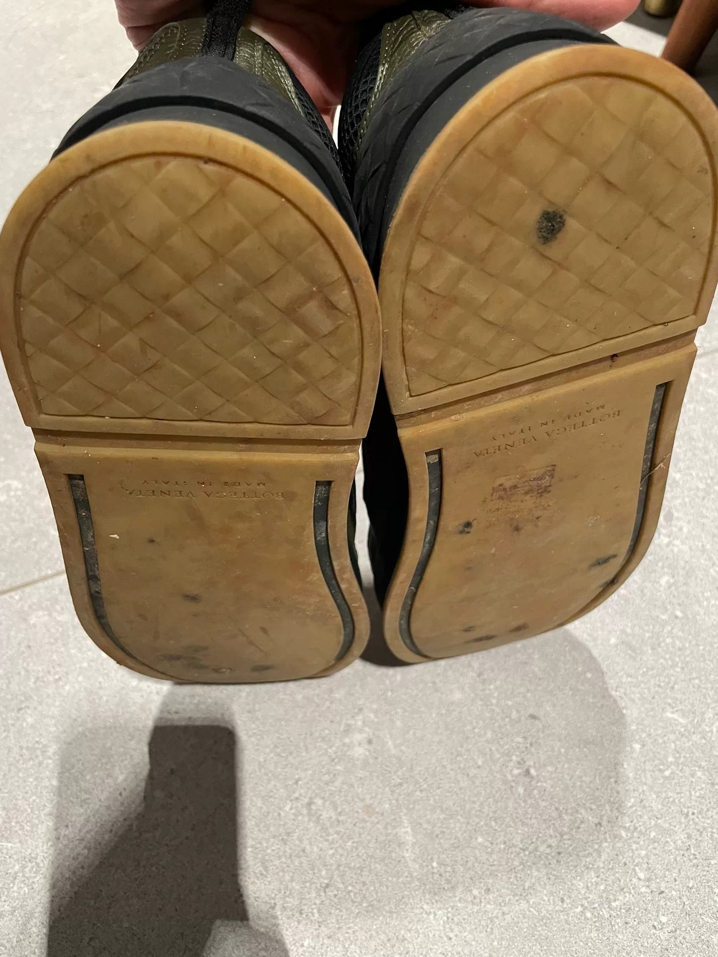 Bottega Veneta Men's Casual Shoes Size 40