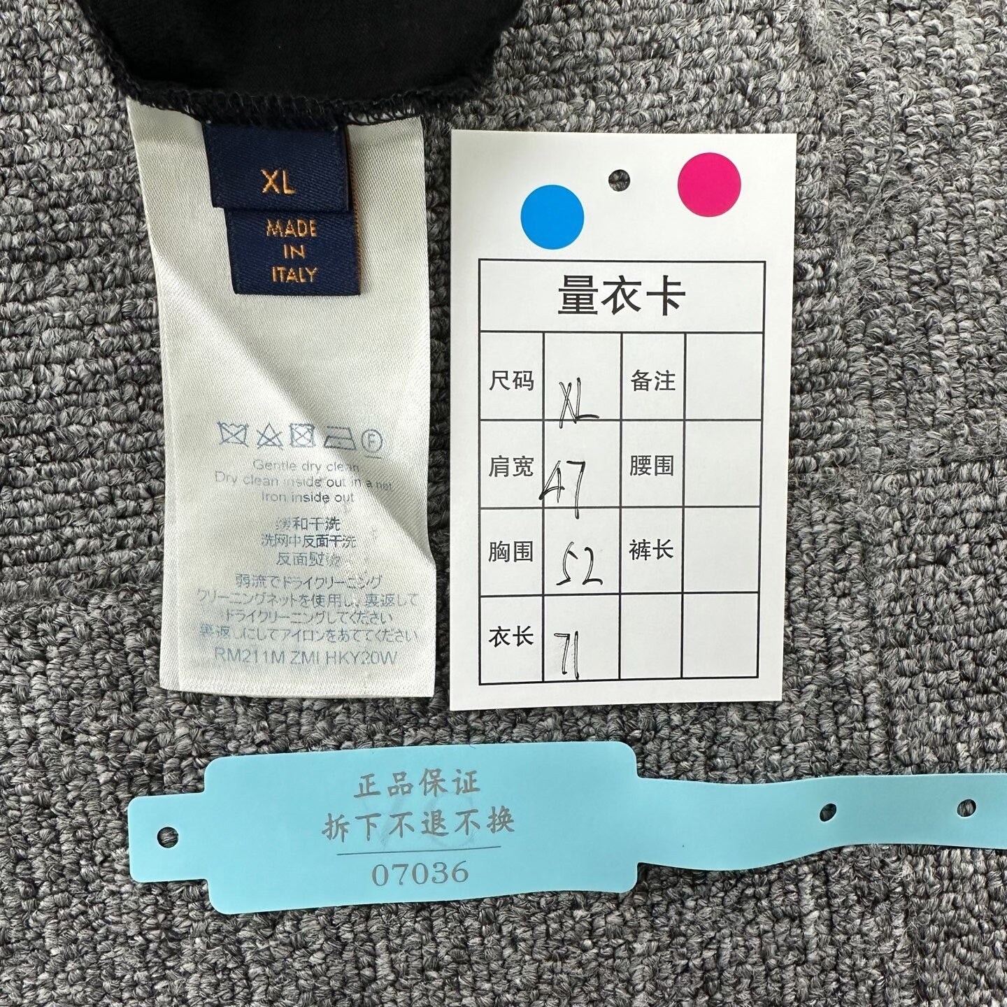 Louis Vuitton Black Logo Print T-Shirt