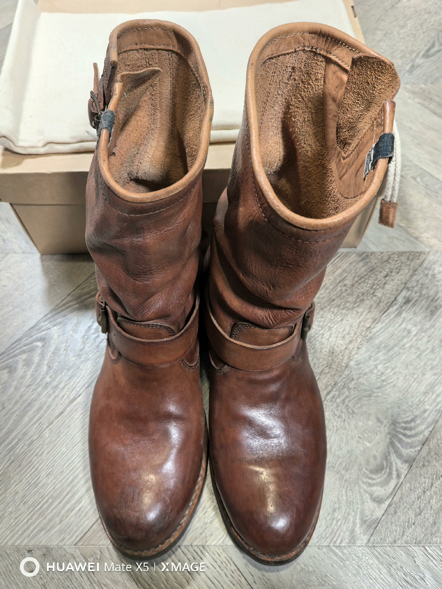 visvim mud dye engineer boots