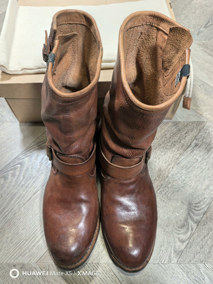 visvim mud dye engineer boots