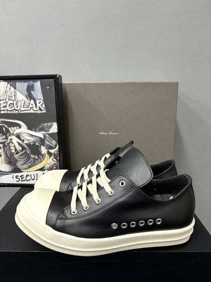 RickOwens 26SS Black Low-Top Leather Sneakers