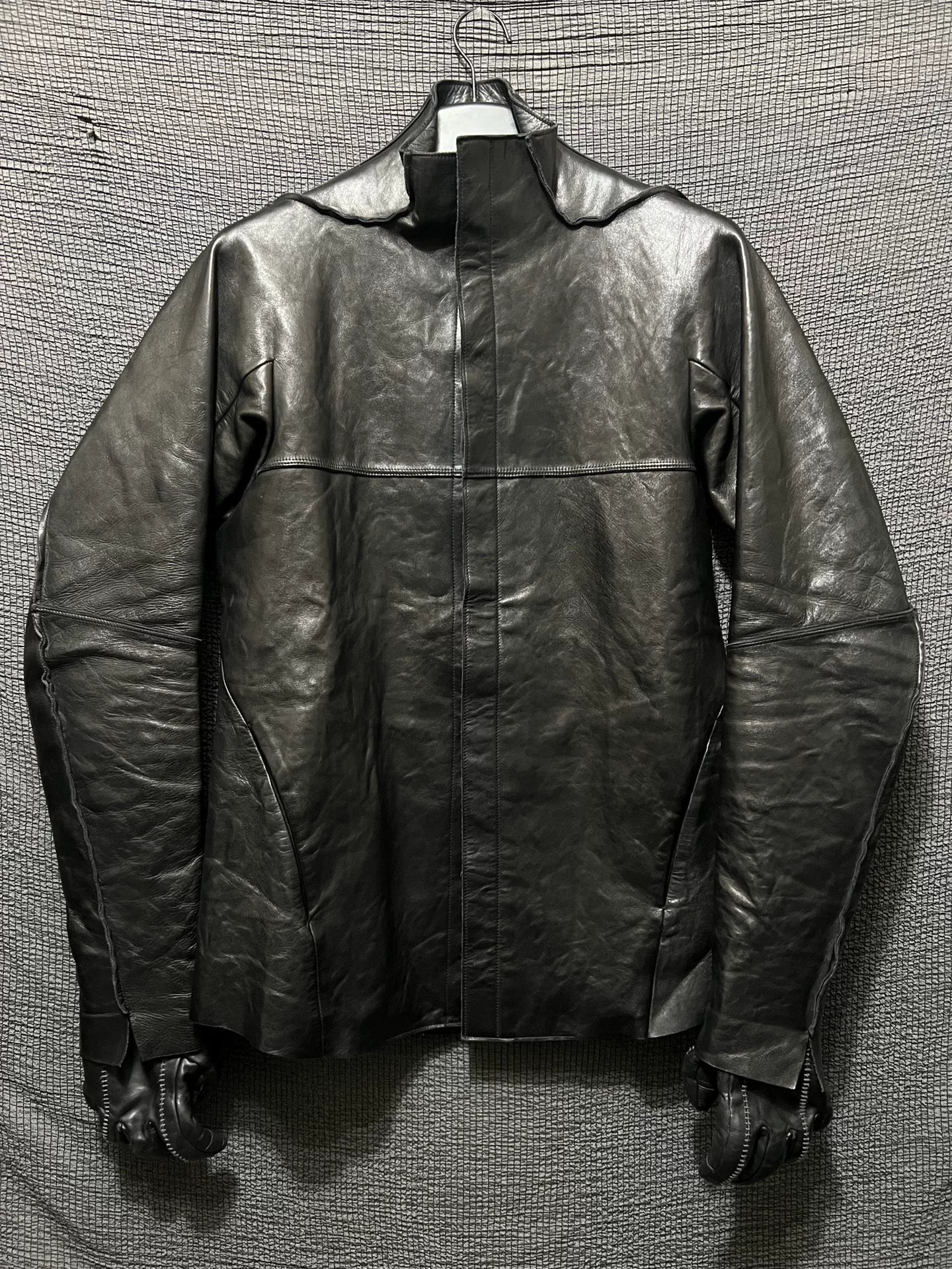 d hygen leather jacket with distinctive style