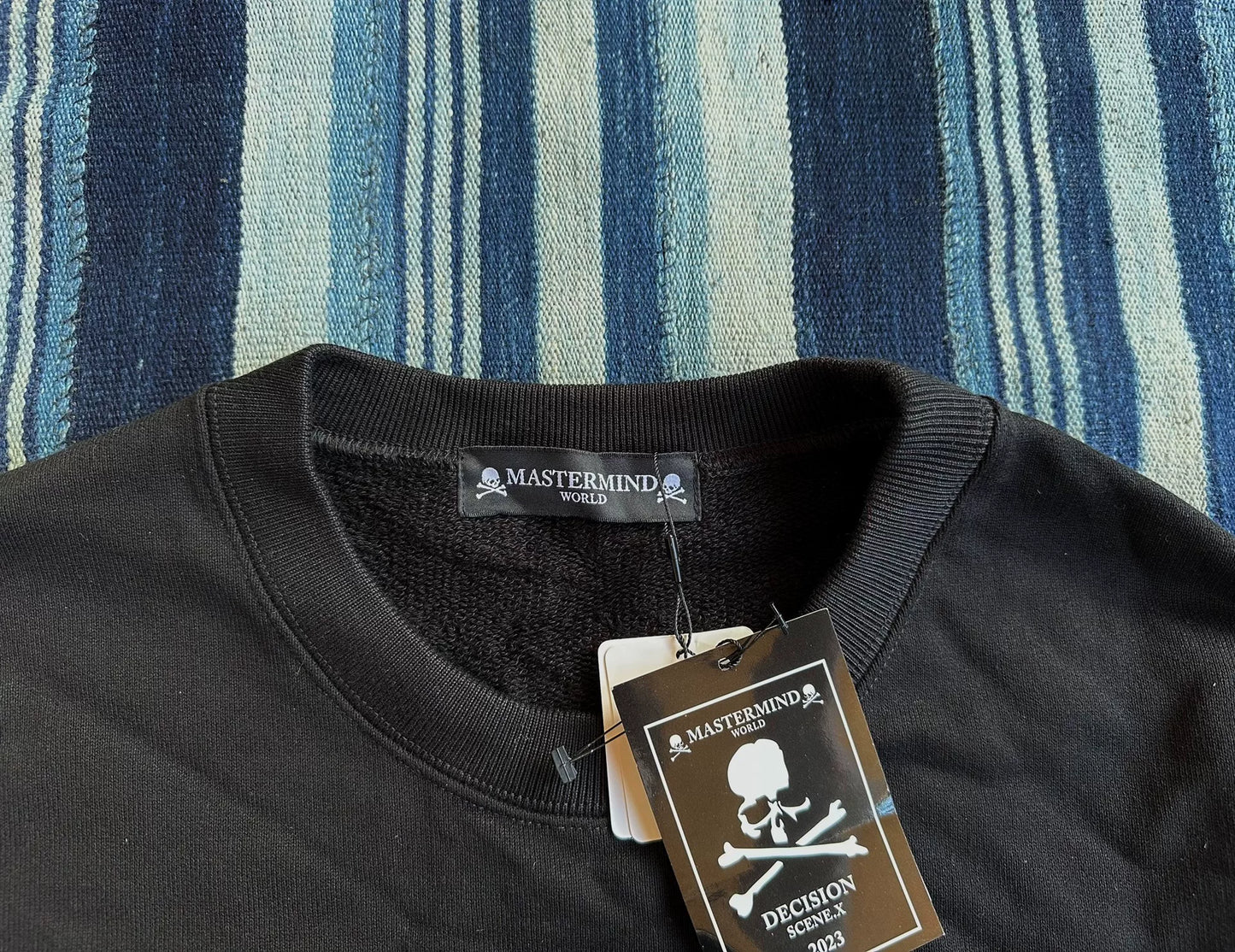 mastermind world embroidered crewneck sweatshirt