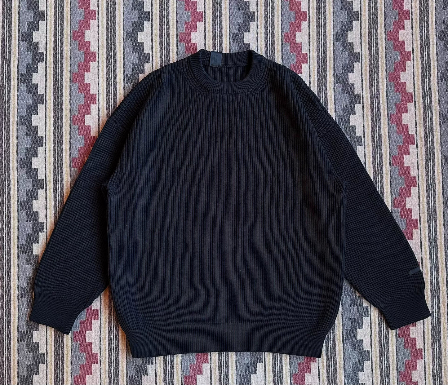 n.hoolywood crewneck knit sweater in black