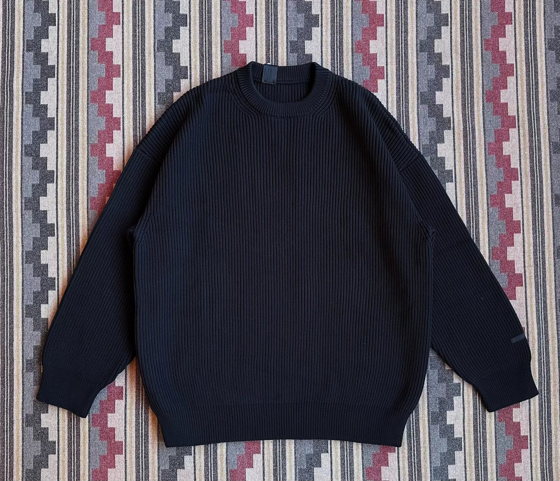 n.hoolywood crewneck knit sweater in black