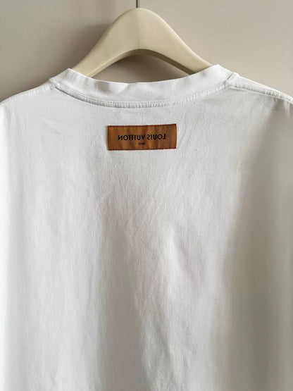 louis vuitton embossed logo short sleeve t-shirt