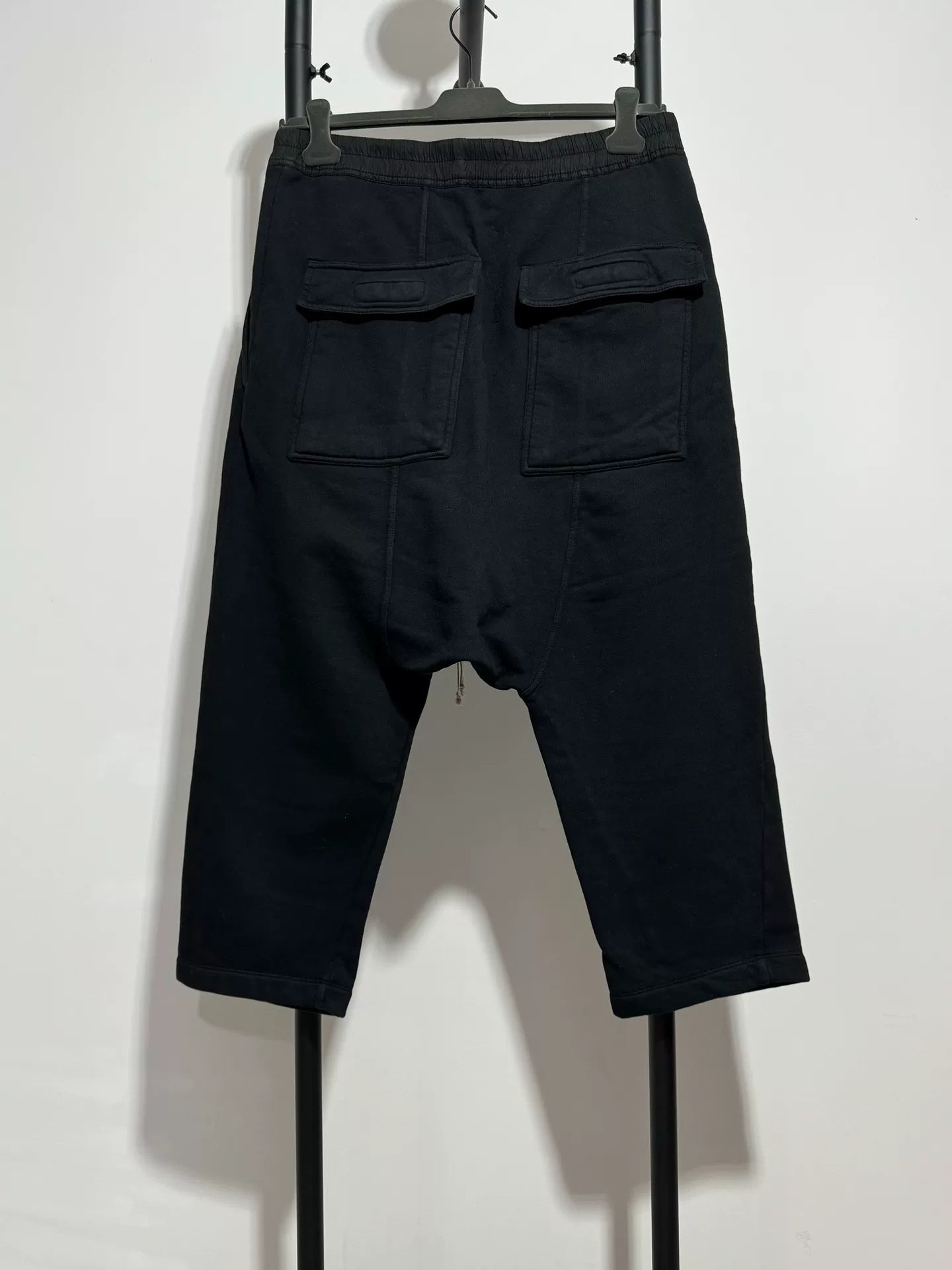 rick owens black cropped sweatpants with drawstring
