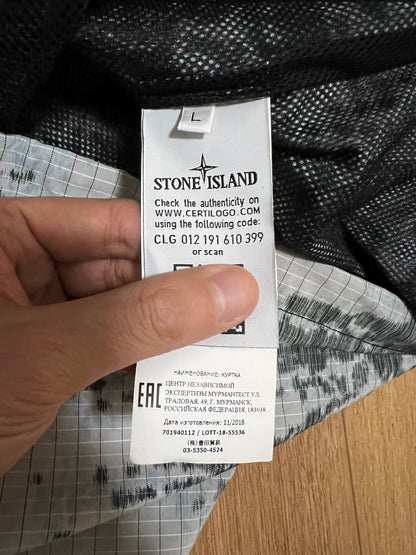 digital camouflage hooded jacket