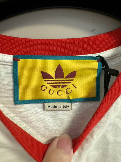 gucci x adidas logo short sleeve shirt