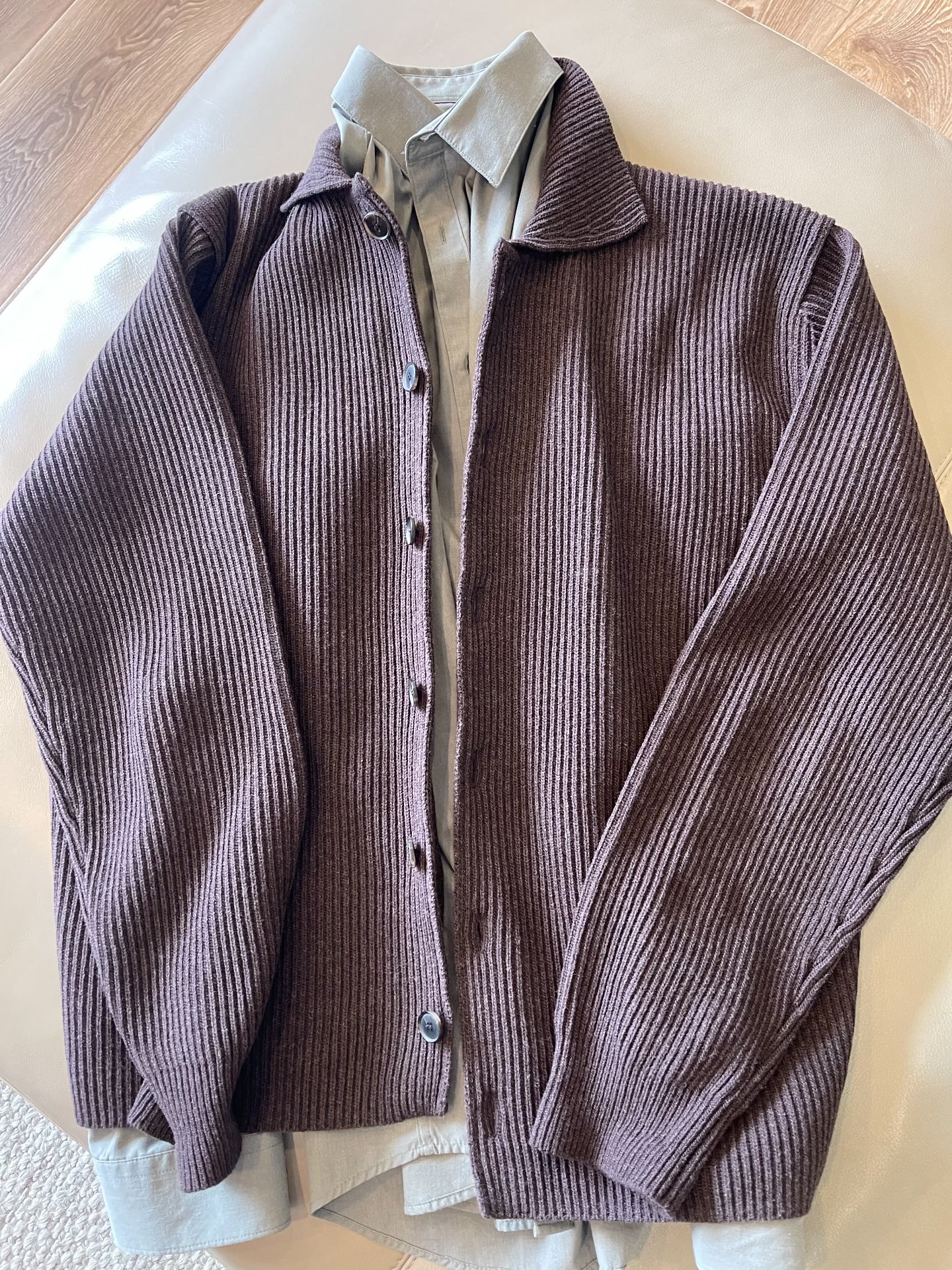 AURALEE Super Fine Wool Toggle Cardigan