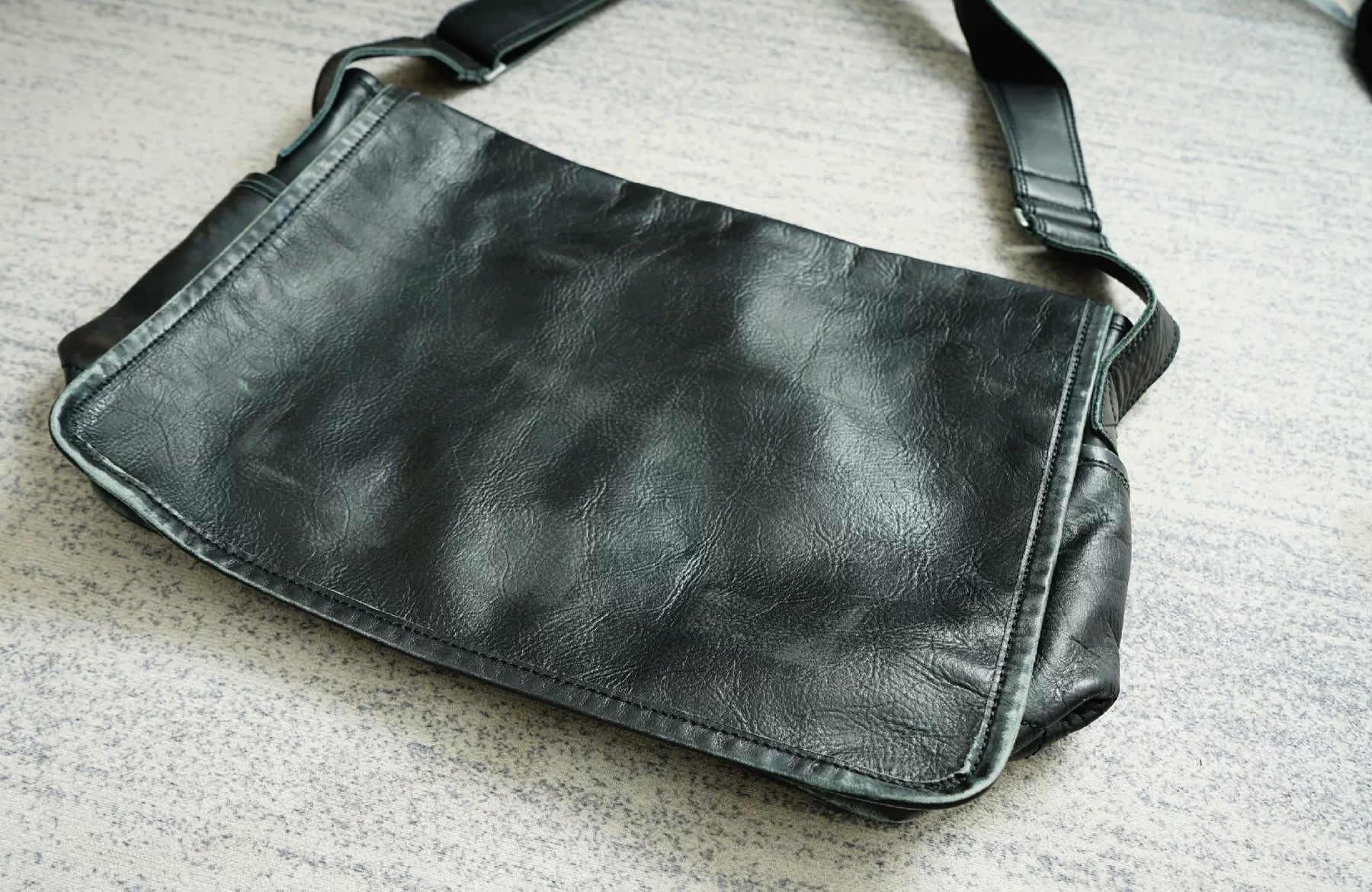 Comme des Garcons Cow Leather Messenger Bag