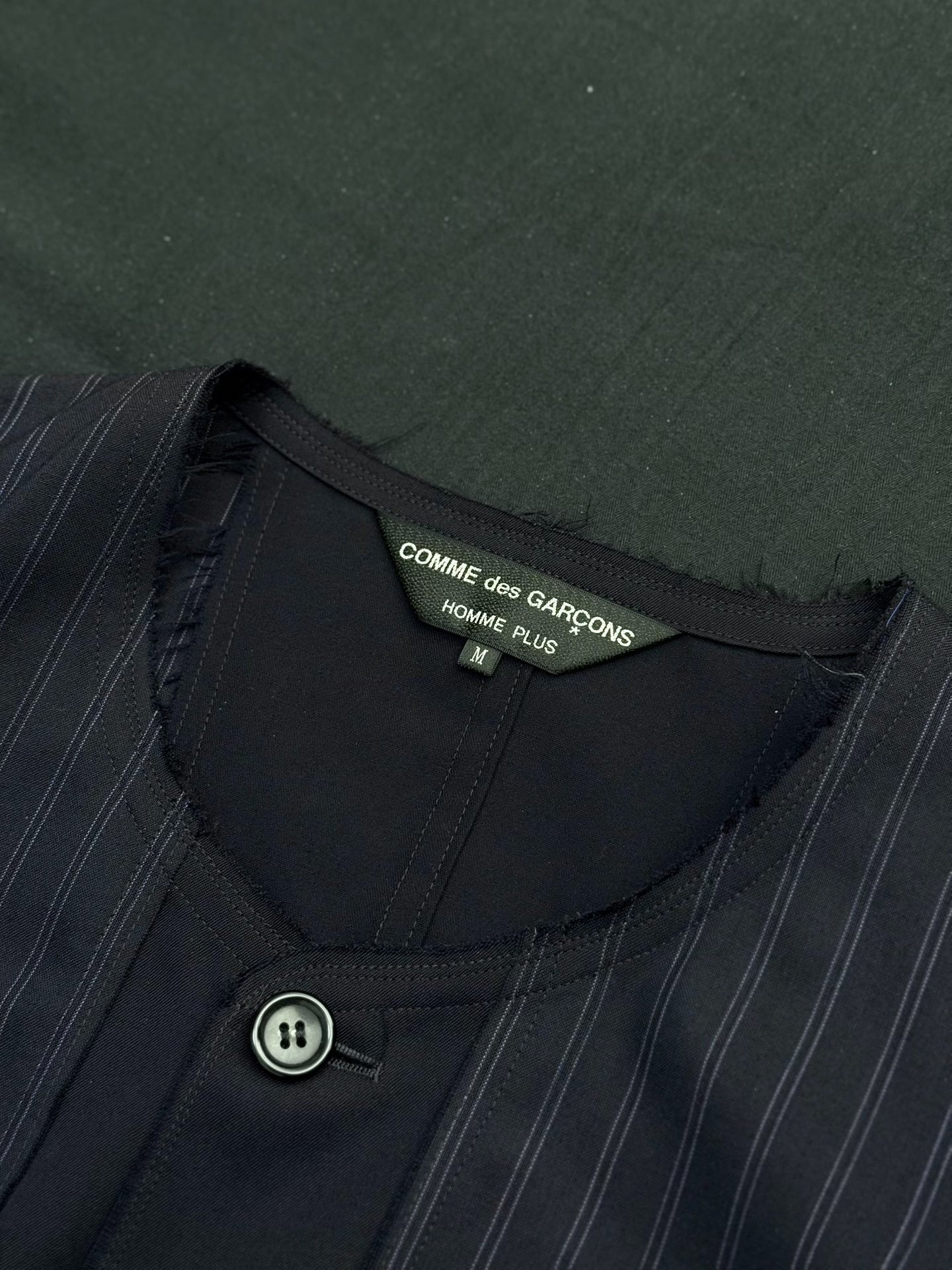 COMME des GARÇONS HOMME PLUS Deconstructed Striped Wool Blazer